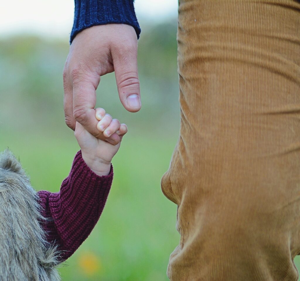 father-daughter-1476167_1280